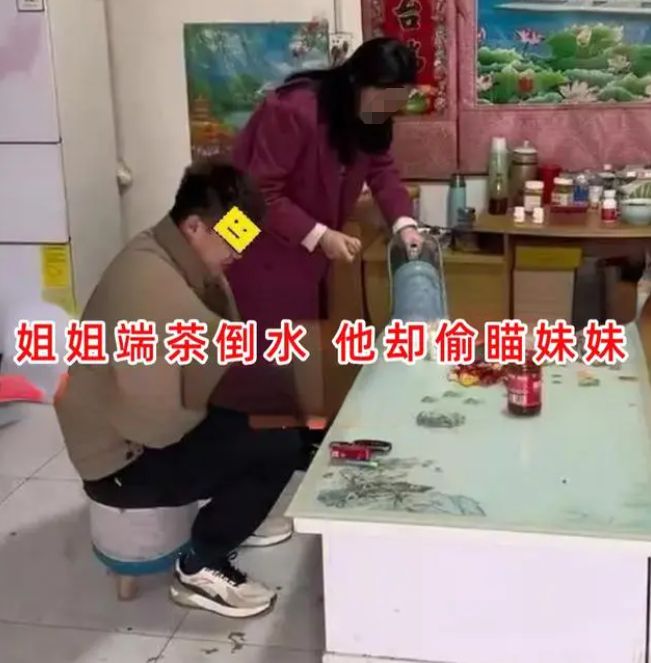 半岛男子相亲被姐妹俩同时相中直言很苦恼网友：看破不说破(图2)